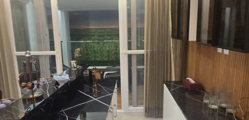 1170 Sq. Ft. Well-Furnished Flat Available for Sale